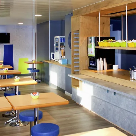 Ibis Budget Grands Champs Hotel 2*