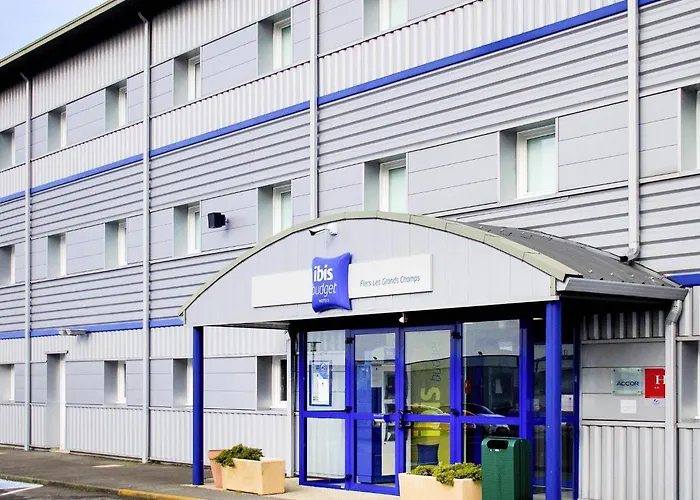 Ibis Budget Grands Champs 2*